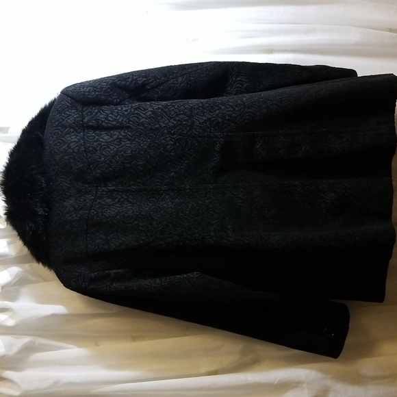 Womens Quilted Velvet Winter Dress Coat - Picture 4 of 13